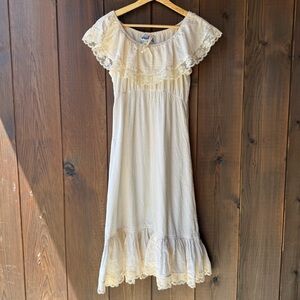VINTAGE COTTON RUFFLED PRAIRIE DRESS
